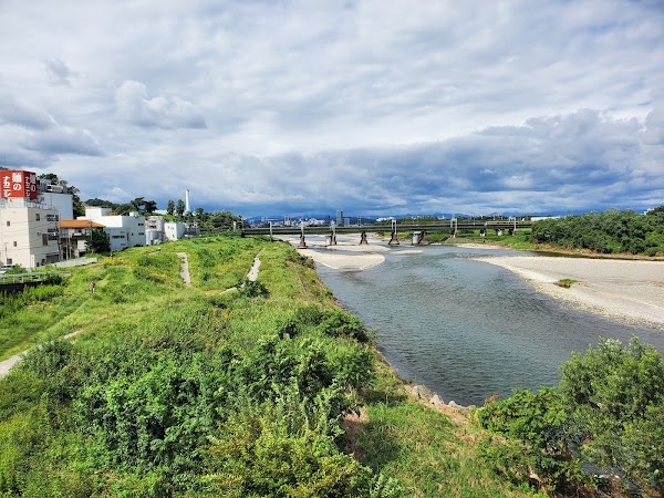 Tama River 5