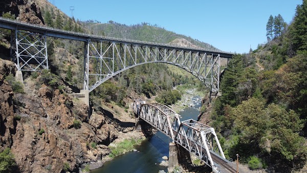 Pulga Bridges 1