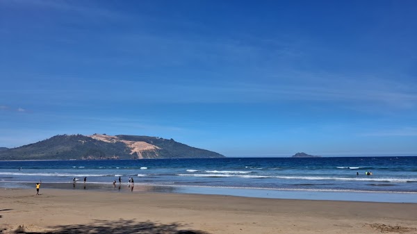 Pantai Mustika Pancer