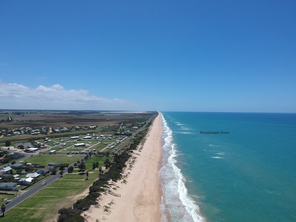 Ninety Mile Beach 1