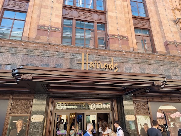 Harrods Café