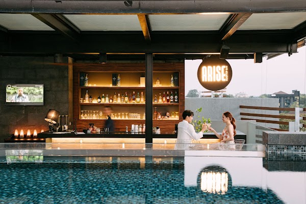 ARISE Rooftop Bar - Nimman