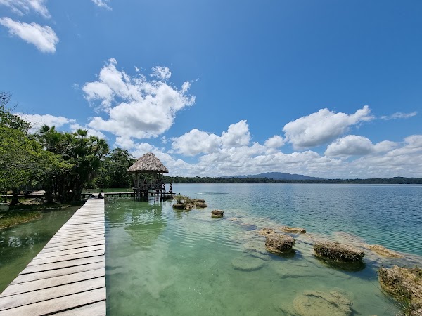 Lachuá Lake 4