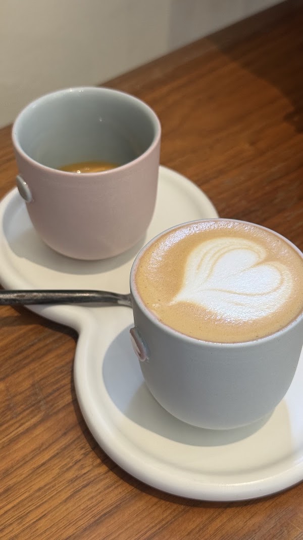 Gwee Coffee & More 4