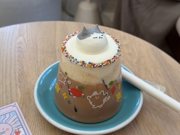 Gwee Coffee & More 3