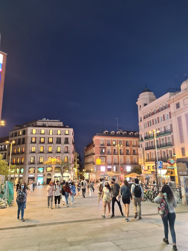 Grand Via 4