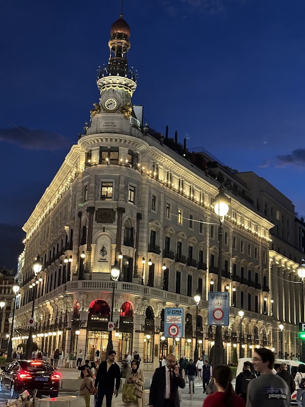 Grand Via 3