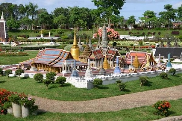 Mini Siam 4