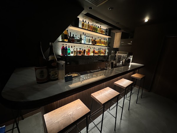 Bar M