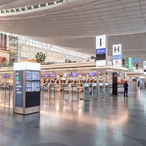London Gatwick Airport 2