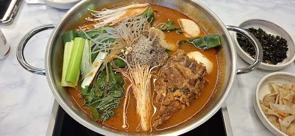 Wondang Gamja-tang(pork back-bone stew) 3