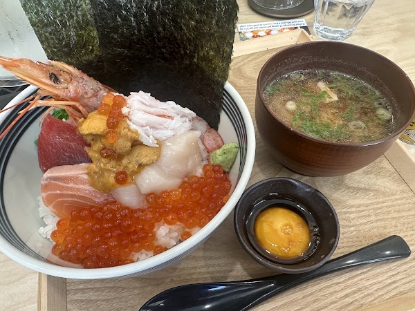 Totoya とと家 Ala moana - Japanese Negitoro & Seafood Bowls 4