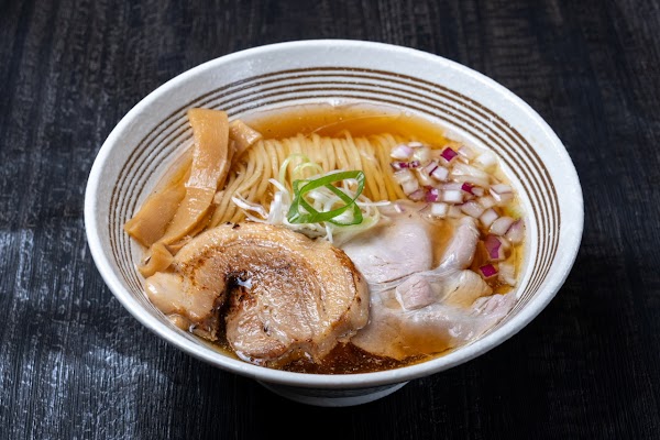 小麦の麺神 KITTE大阪店 5