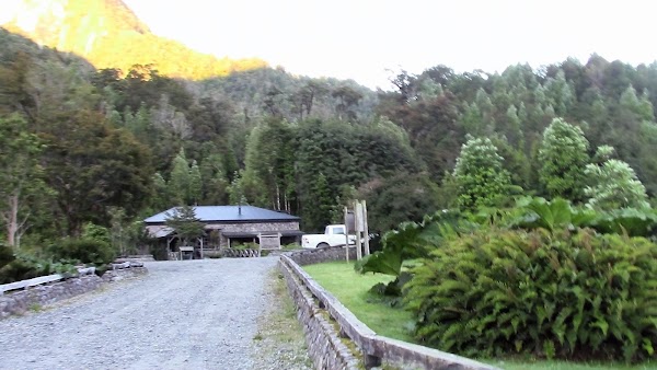 Caleta Gonzalo 1