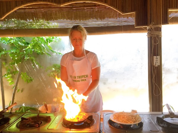 Hoi An Tropical Cooking Tour - HaLa 's Cookery Restaurant 1