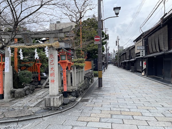 Tatsumi-jinja Shrine (Tatsumi Dai-myojin) 5