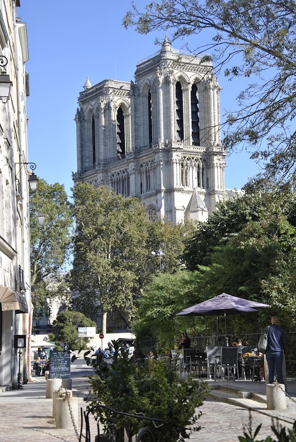 Rue Saint-Julien le Pauvre