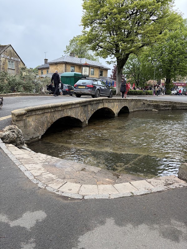 Bourton-on-the-Water 1
