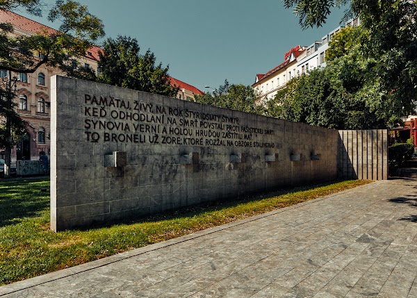 Pamätník SNP 4