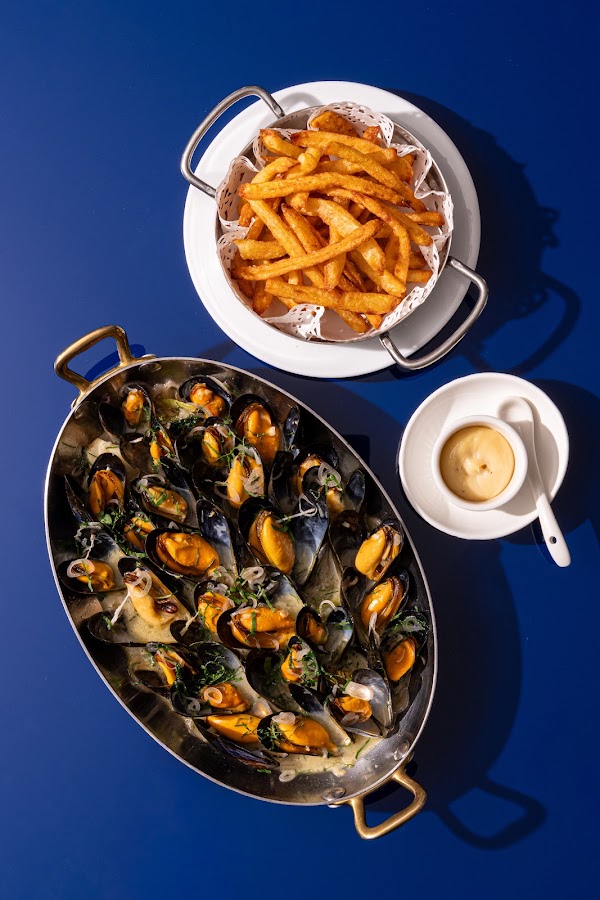 Paname French Cafe-Brasserie 5