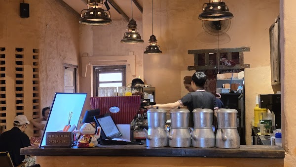 Cửa Ngõ Café 2