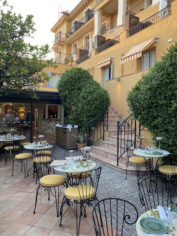Le Patio Restaurant & Terrasse 3