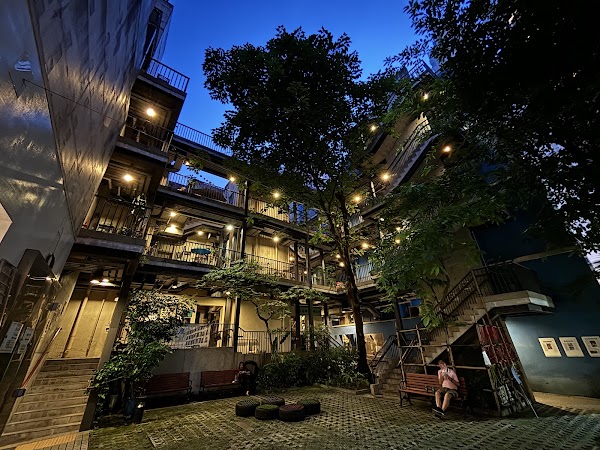 Blue House 5