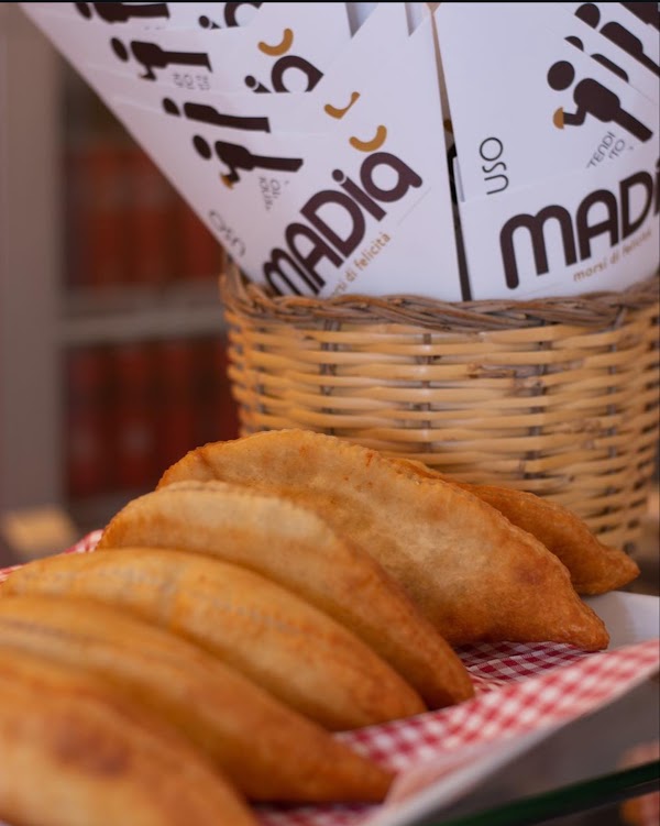 Madia - panzerotti pugliesi 5