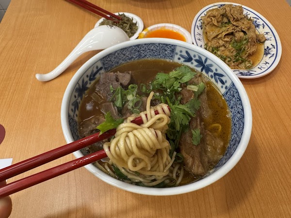 宵夜牛肉麵大王 大安店 / NIGHT BEEF NOODLES KING DAAN 3