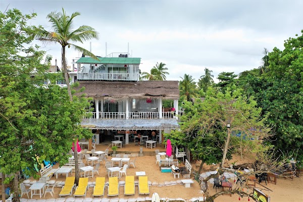 Surf Bar Mirissa
