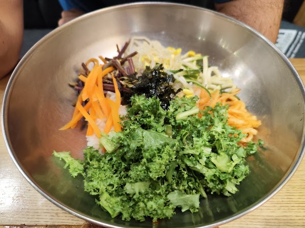 Yookssam Naengmyeon Sinchon 3