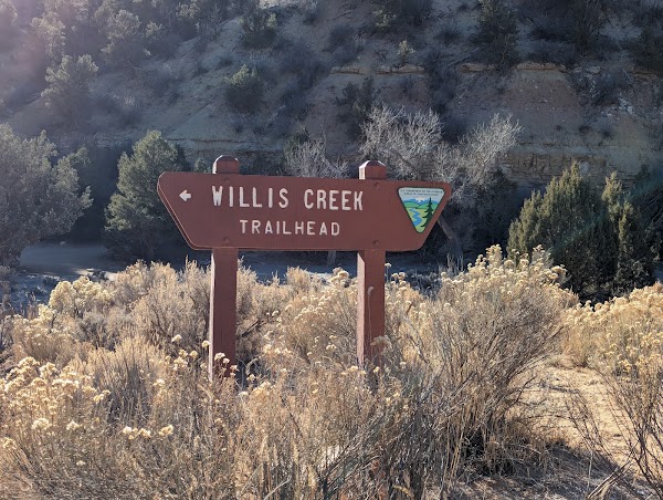 Willis Creek Slot Canyon trailhead 5