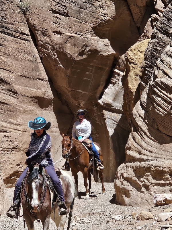 Willis Creek Slot Canyon trailhead 3