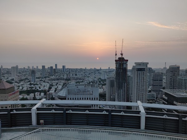 Tel Aviv-Yafo 4
