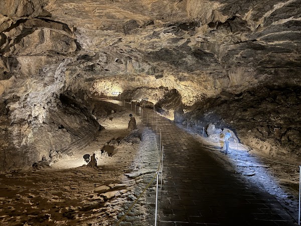 Hyeopjae Cave: Hallim Park