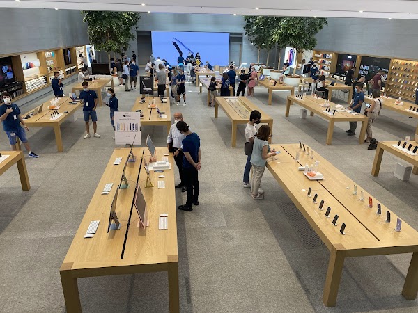 Apple Store Piazza Liberty 2