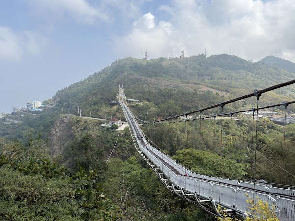 Taiping Suspension Bridge Visitor Service Center 5