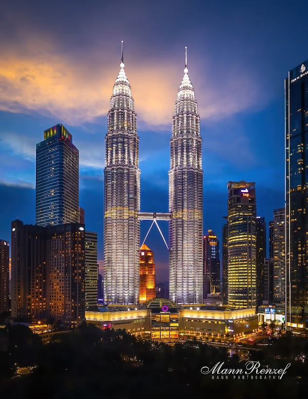 Petronas Twin Towers 5