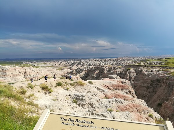 Big Badlands Overlook 1