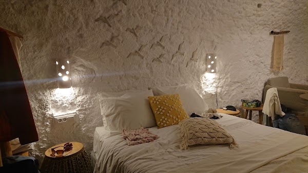Kaminos Boutique Hotel