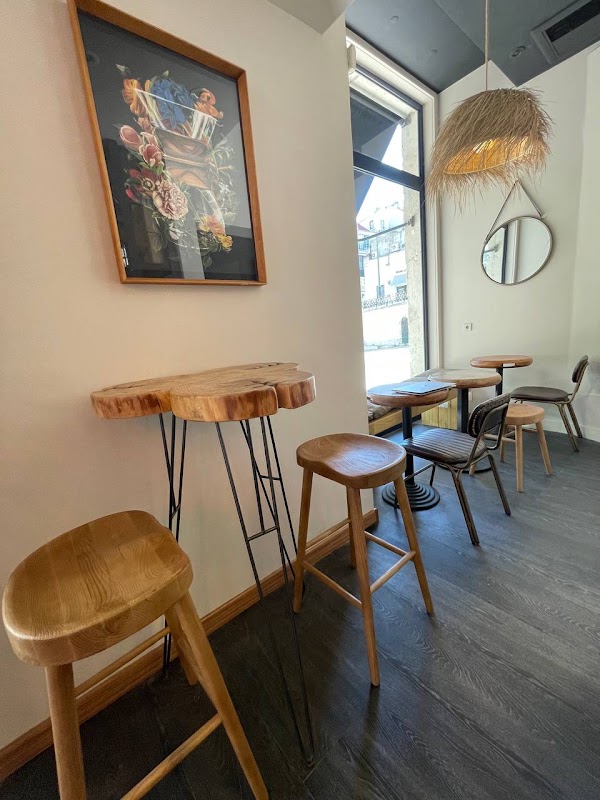 Simpli Coffee Chiado