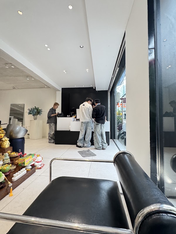 Chaos Hair Studio 2