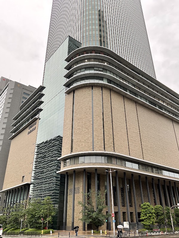 FESTIVAL TOWER