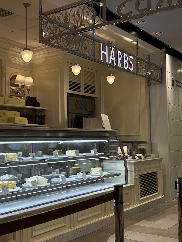 HARBS Marunouchi Building 2