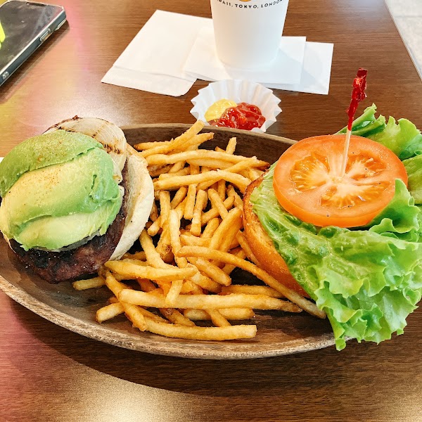 Kua Aina Sandwich Shop 3