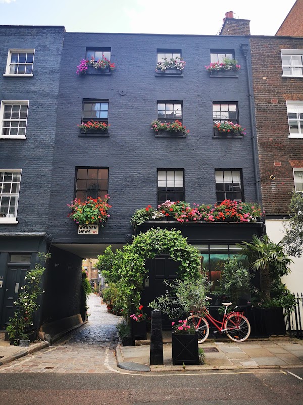 Warren Mews 3