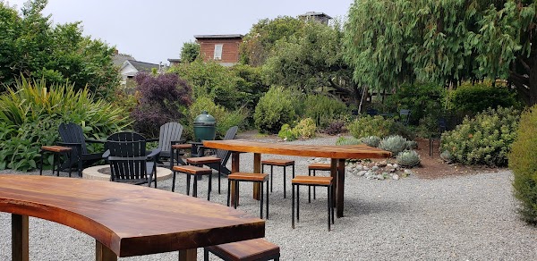 Café Beaujolais 1