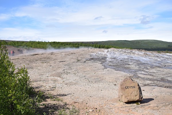 Geysir Hot Springs 2