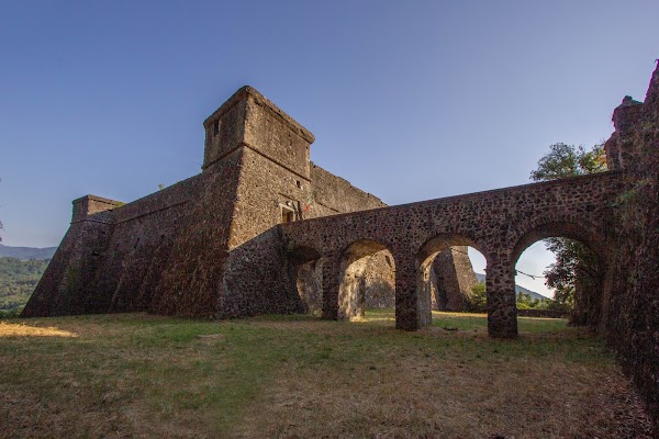 Fortezza della Brunella e Museo di Storia Naturale della Lunigiana 1