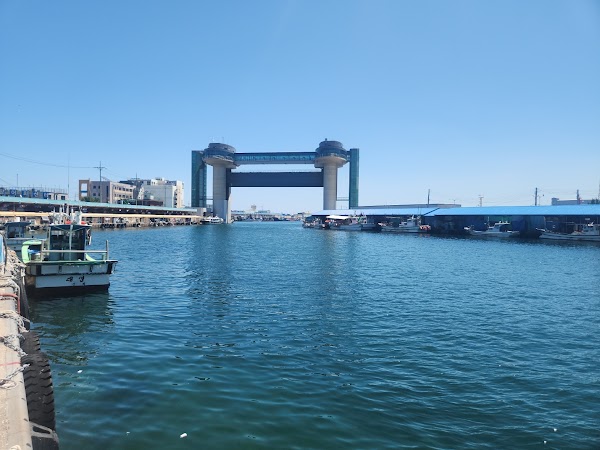 삼척항